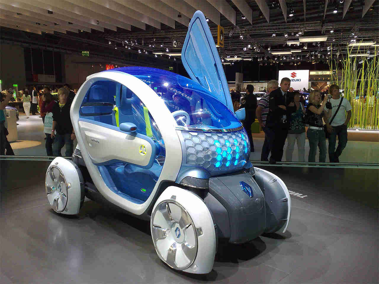 Conept car renault twizy voiture électrique sans permis